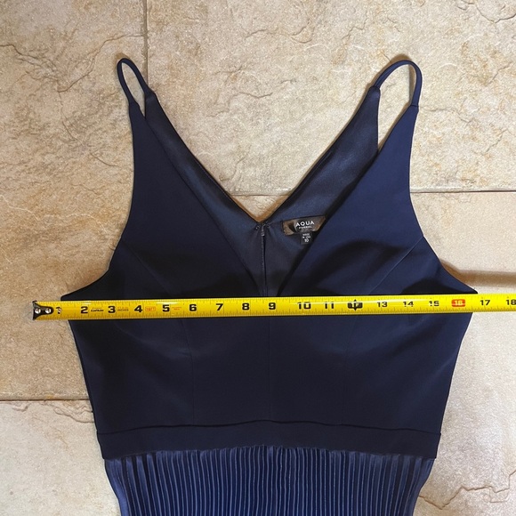 Aqua Formal NWT Pleated Shimmer Dress Long Navy Ombré 10 Maxi Gown Wedding Guest - Picture 7 of 14